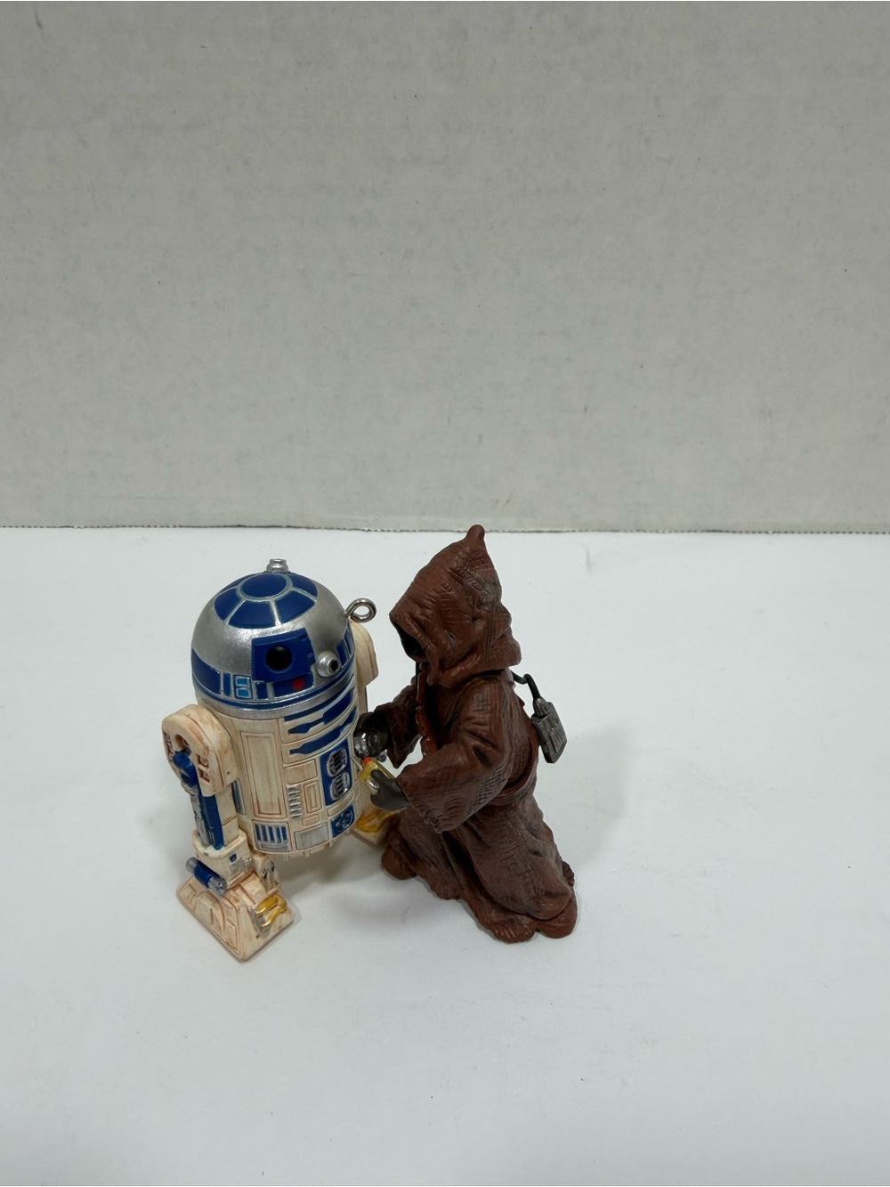 Hallmark Silver and Blue Astromech with Brown-Robed Jawa Figure Set